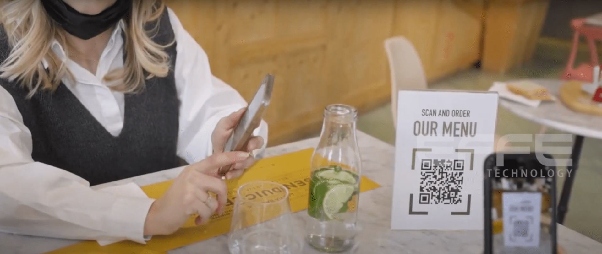 AR Experience in restaurant, food industry